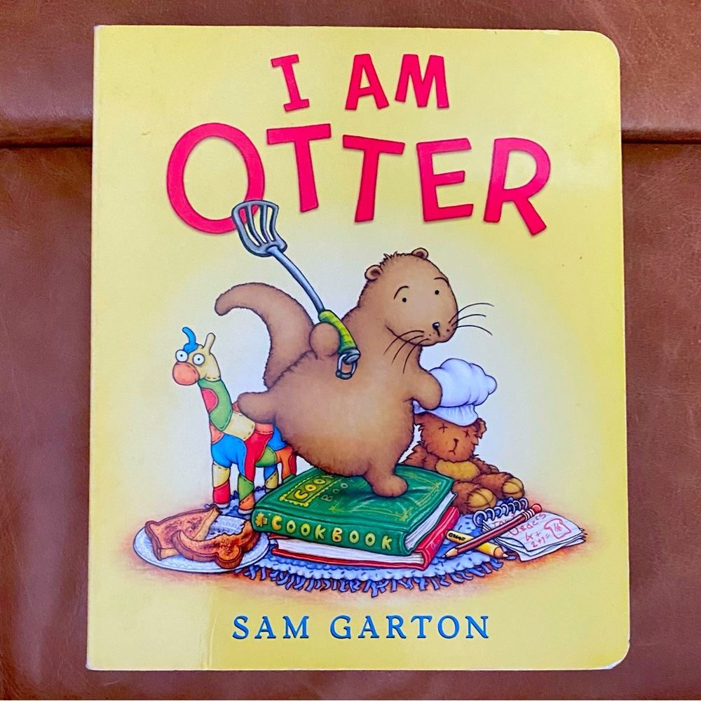 3/$20💕 LAST CHANCE ❤️ I AM OTTER board book